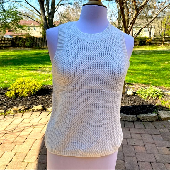 Anthropologie Tops - NWT-Anthropologie White Knit rank top